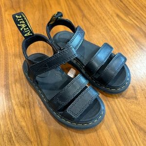 Dr Marten Klaire Black Sandal